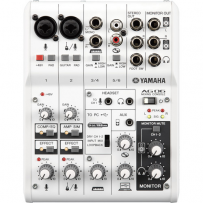 Yamaha AG06 - Mixer com interface 